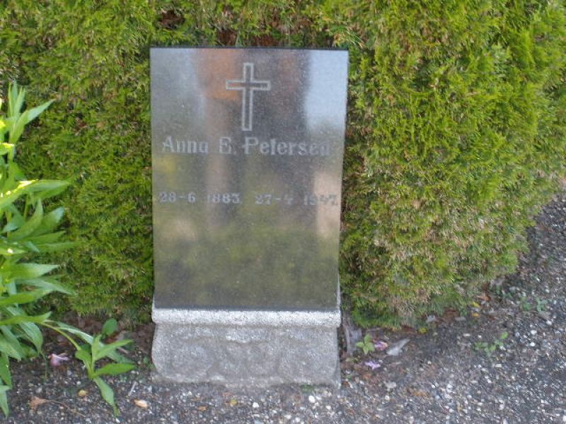 Anna E. Petersen.JPG